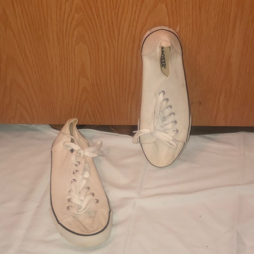 Converse like shoes
